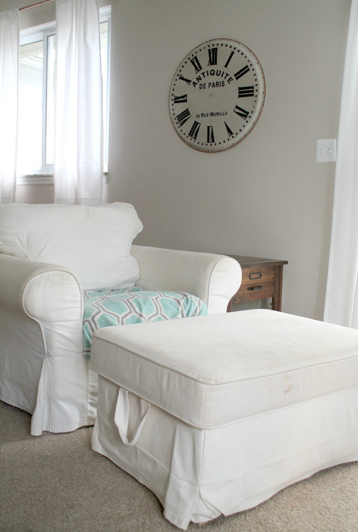 Tips for Keeping Your White Furniture Clean