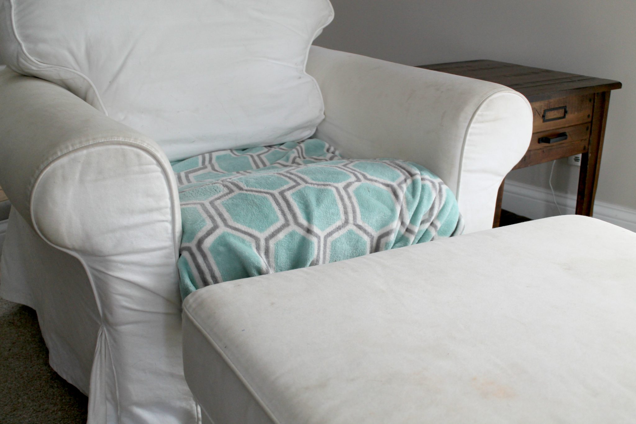 Tips for Keeping Your White Furniture Clean