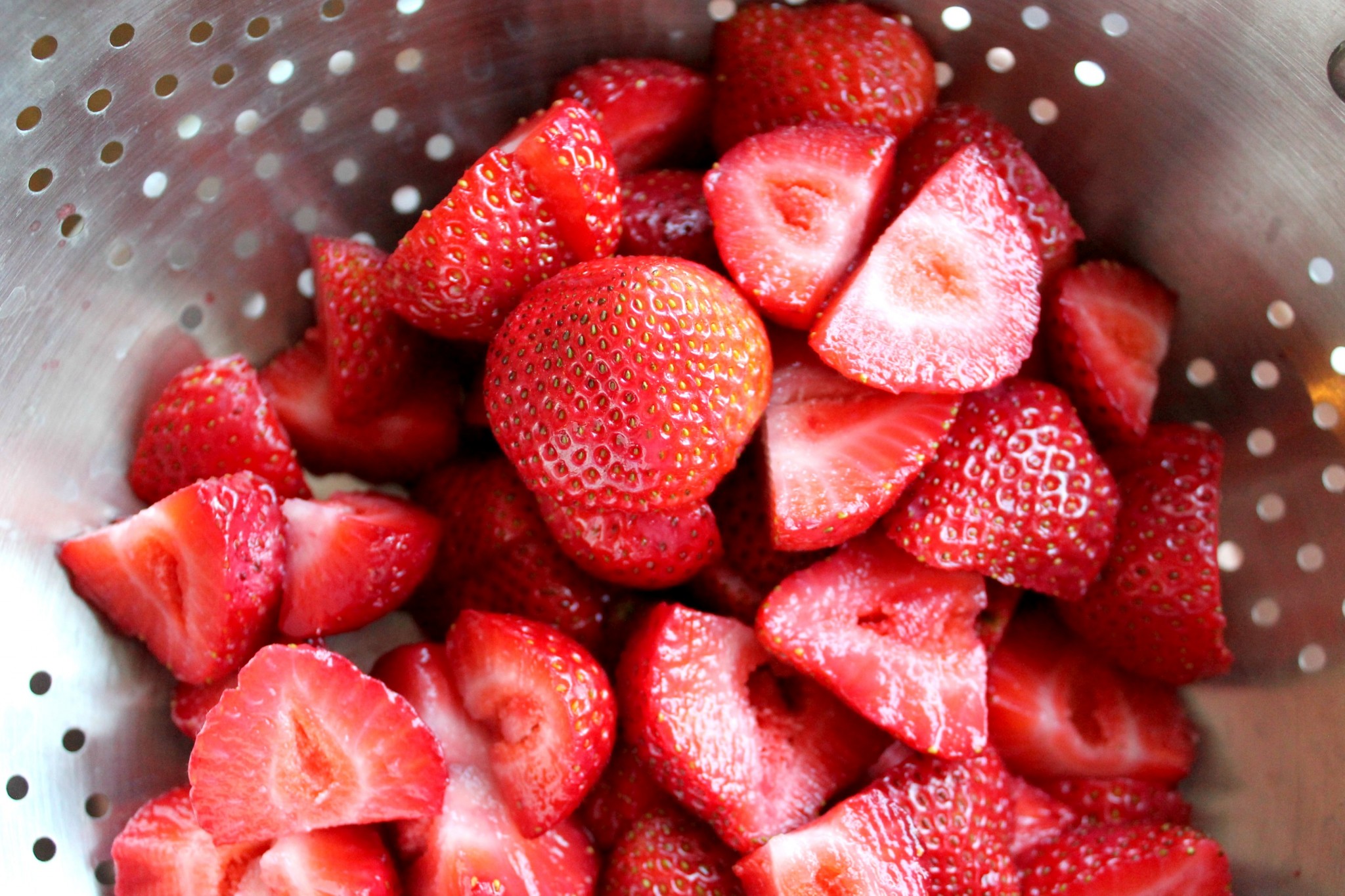 Three-Ingredient Strawberry Lemonade Slush