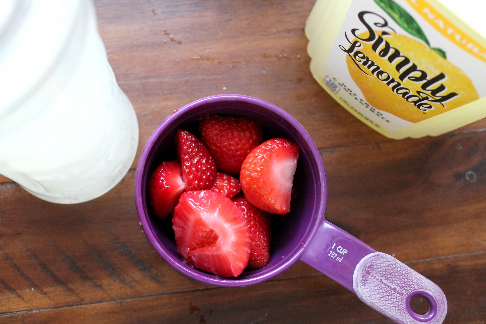 Three-Ingredient Strawberry Lemonade Slush