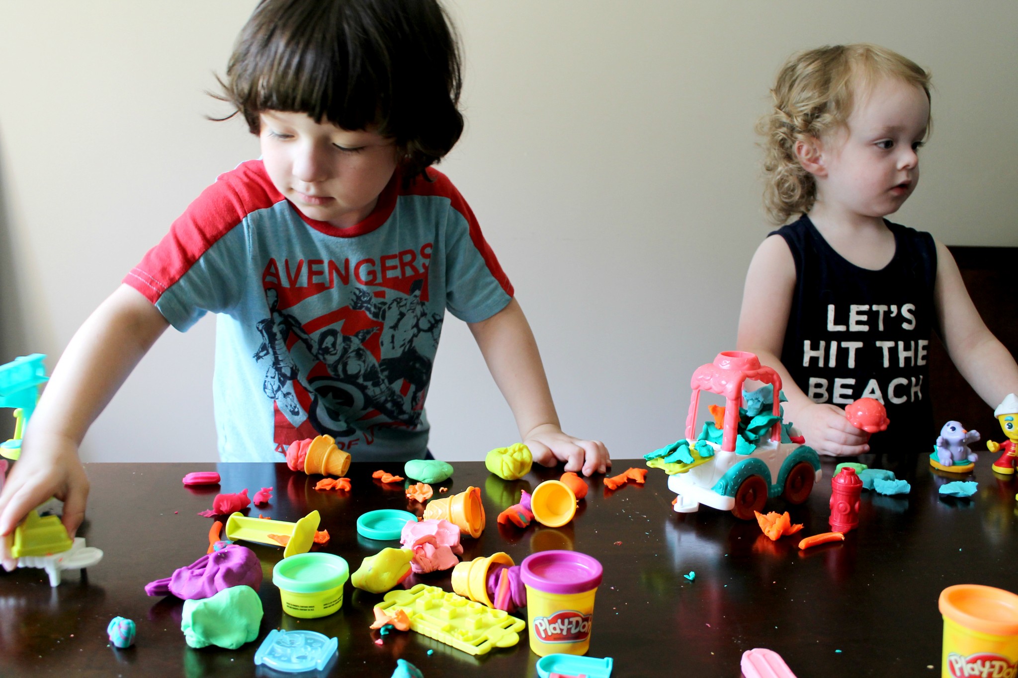 Fun with PLAY-DOH TOWN!