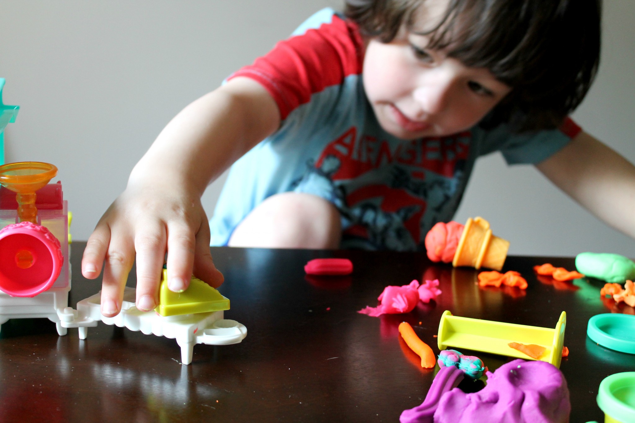 Fun with PLAY-DOH TOWN!