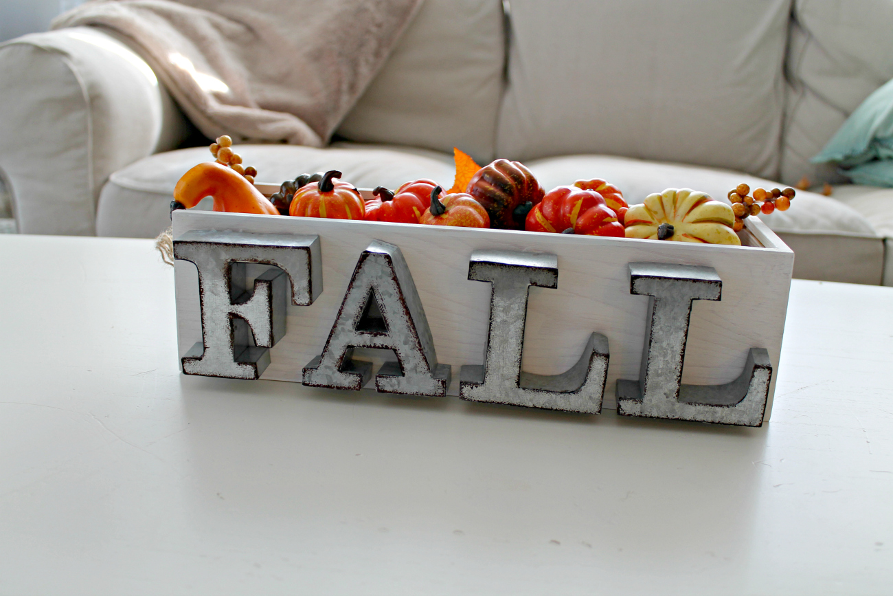 Easy Rustic Fall Centerpiece