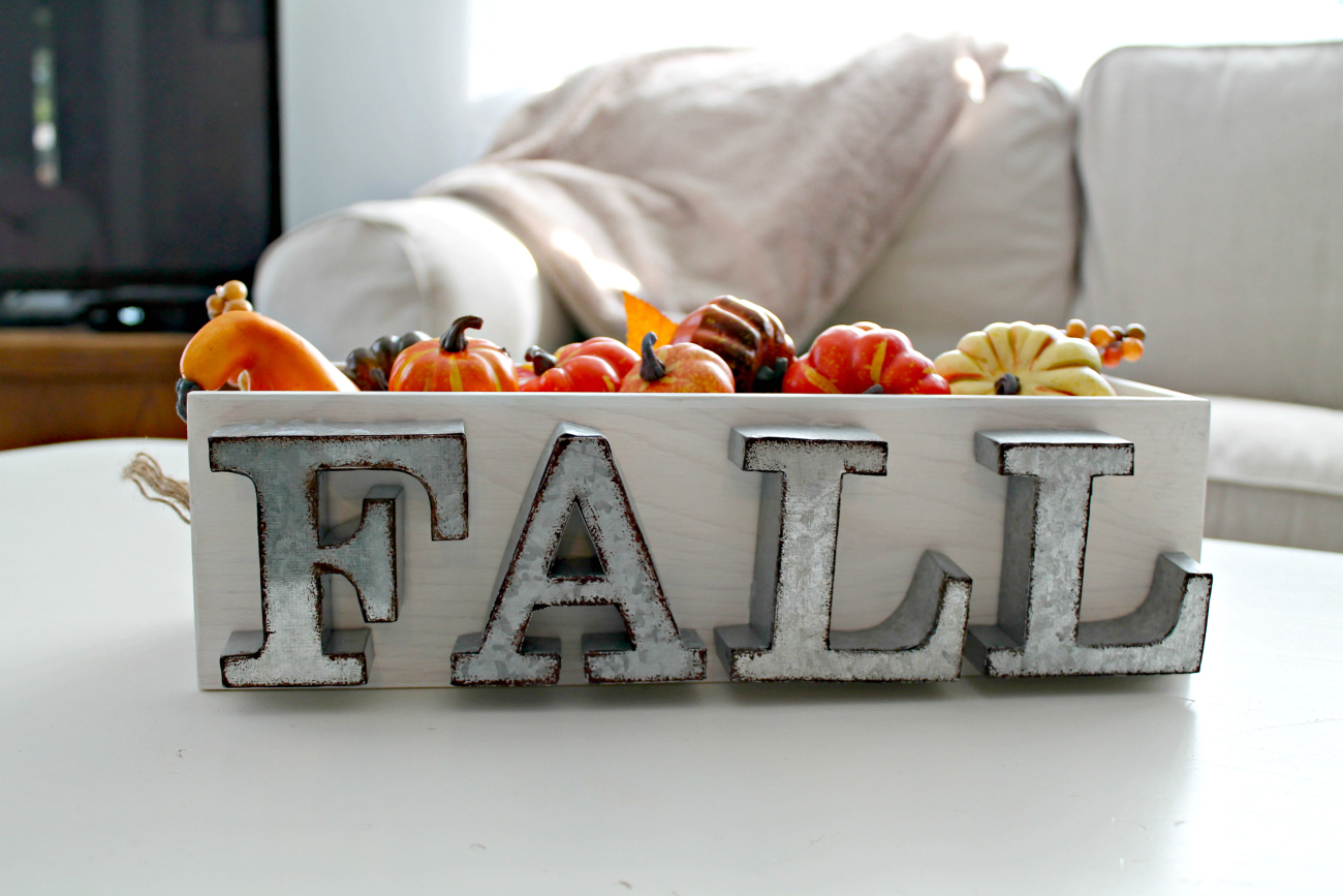 Easy Rustic Fall Centerpiece