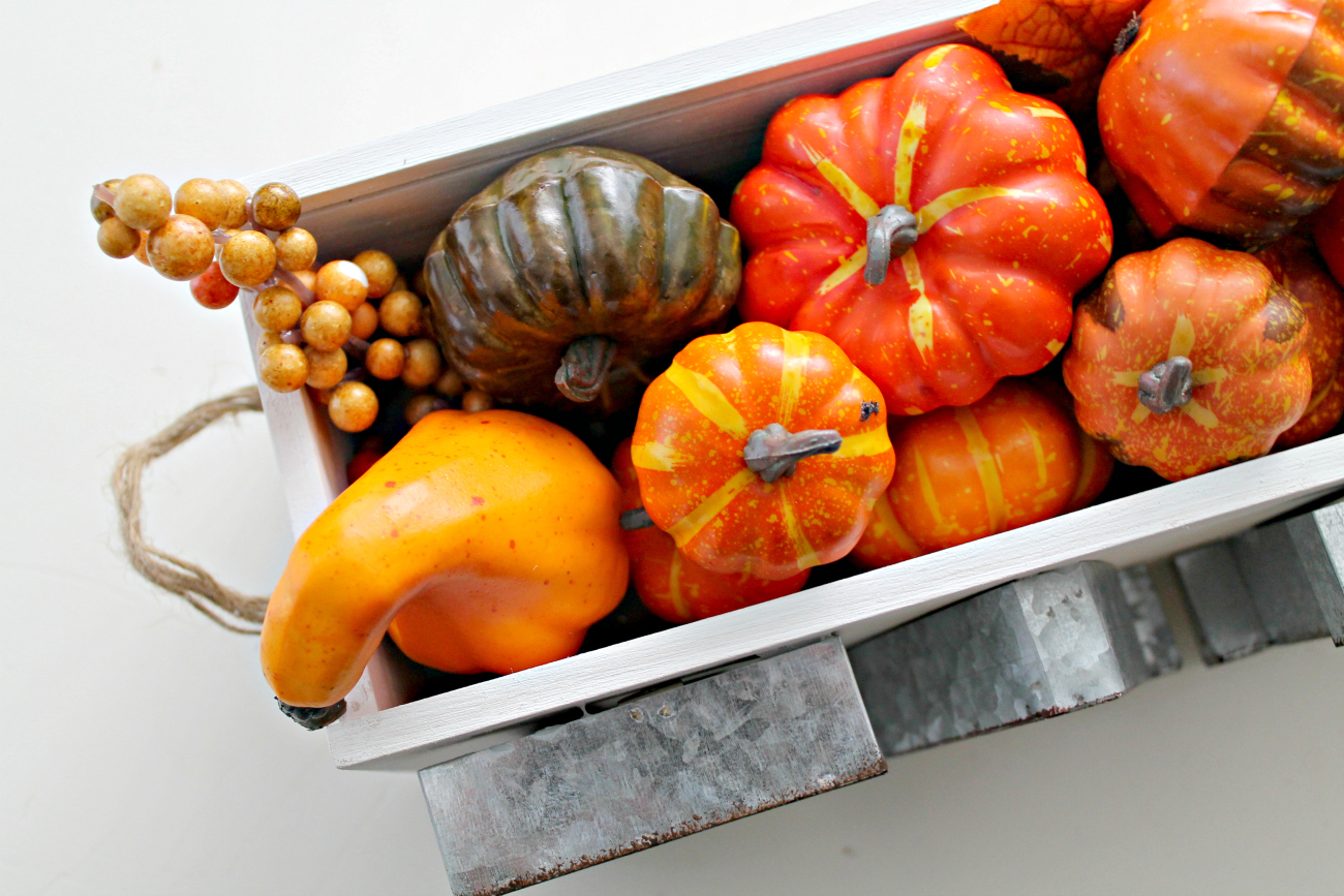 Easy Rustic Fall Centerpiece
