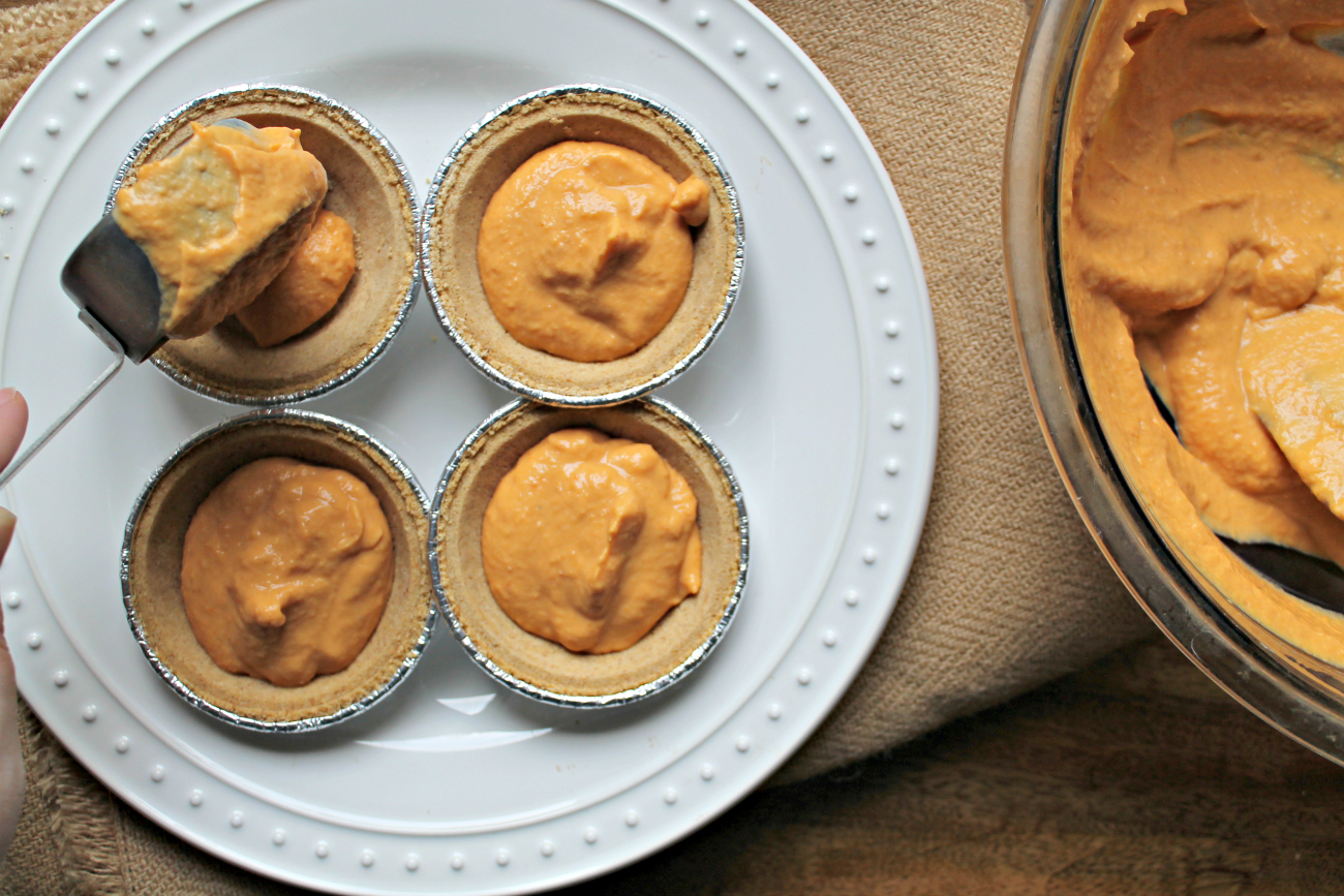 Four-Ingredient Pumpkin Spice Mini Pies