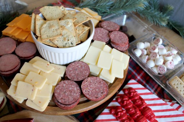 5 Tips to Make Holiday Entertaining Easier