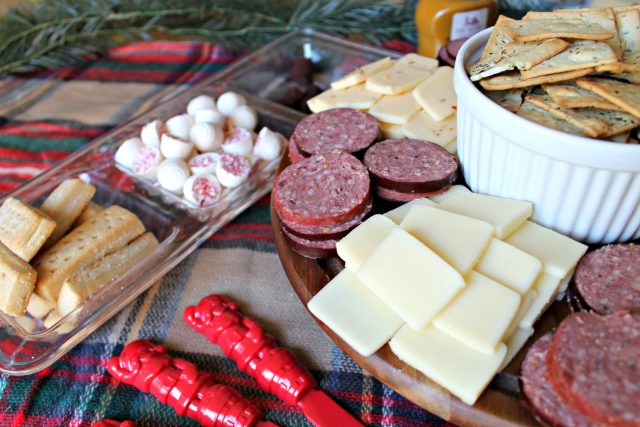 5 Tips to Make Holiday Entertaining Easier