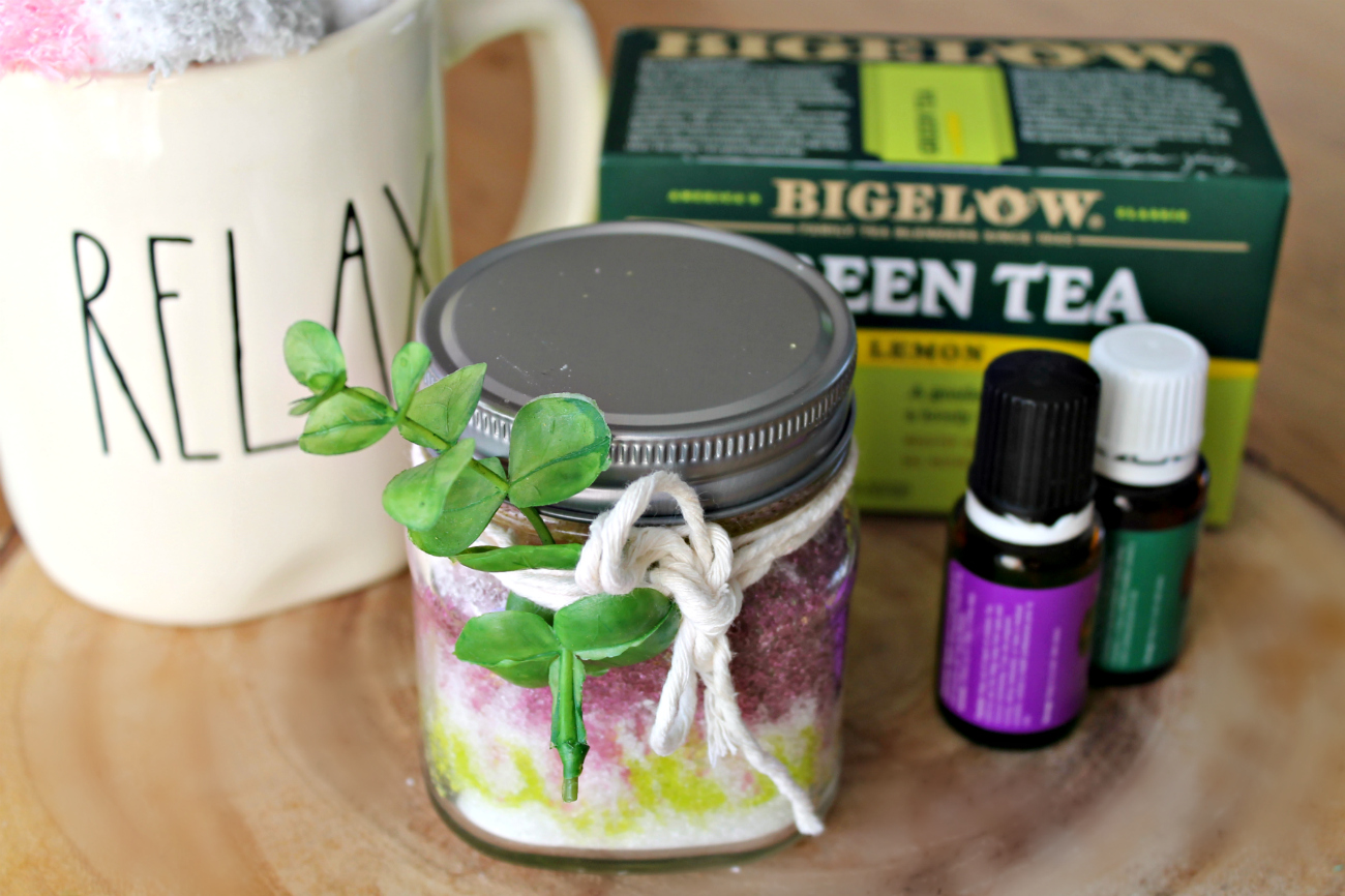 DIY Lavender and Eucalyptus Bath Soak