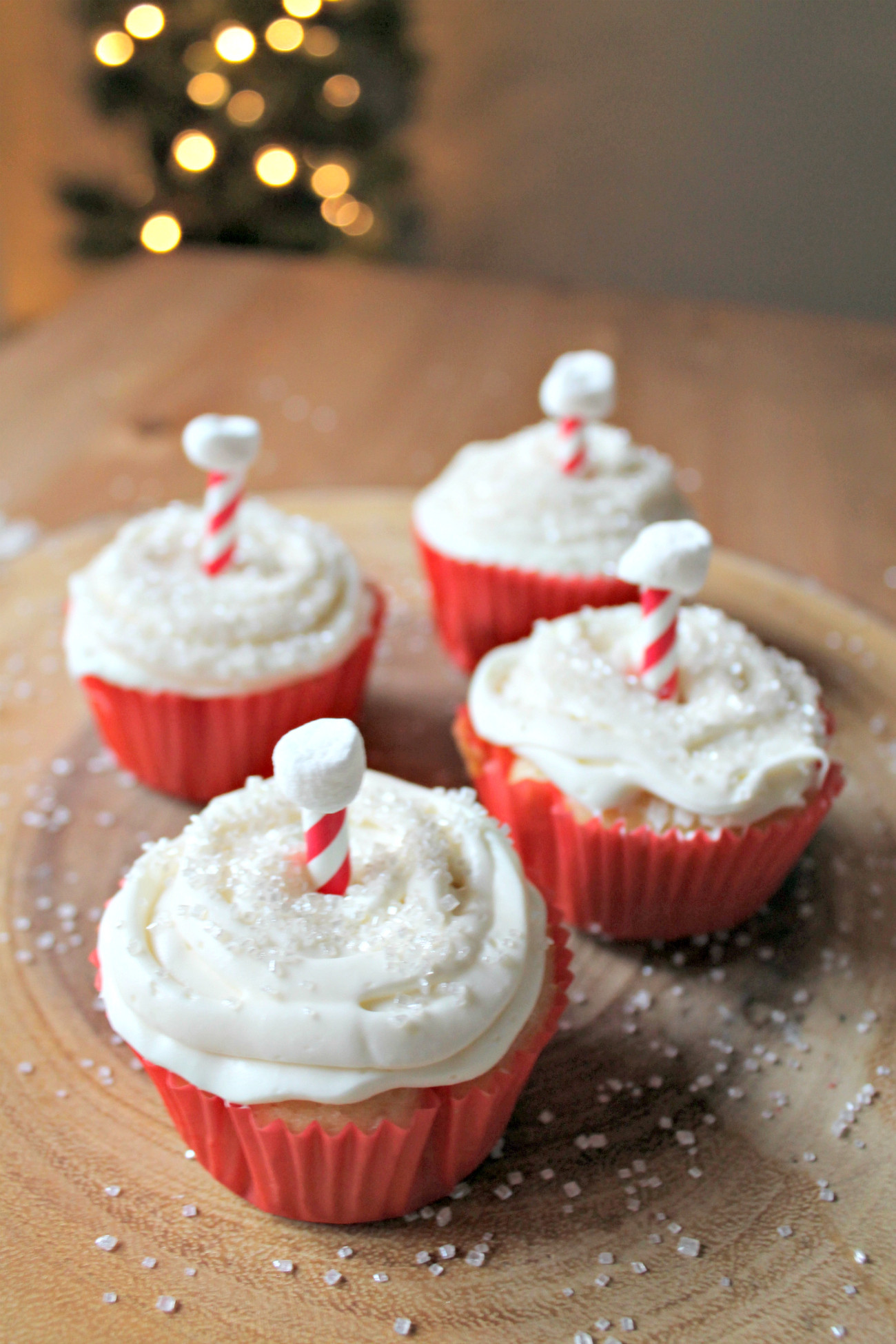 Easy Magic-Filled North Pole Cupcakes 