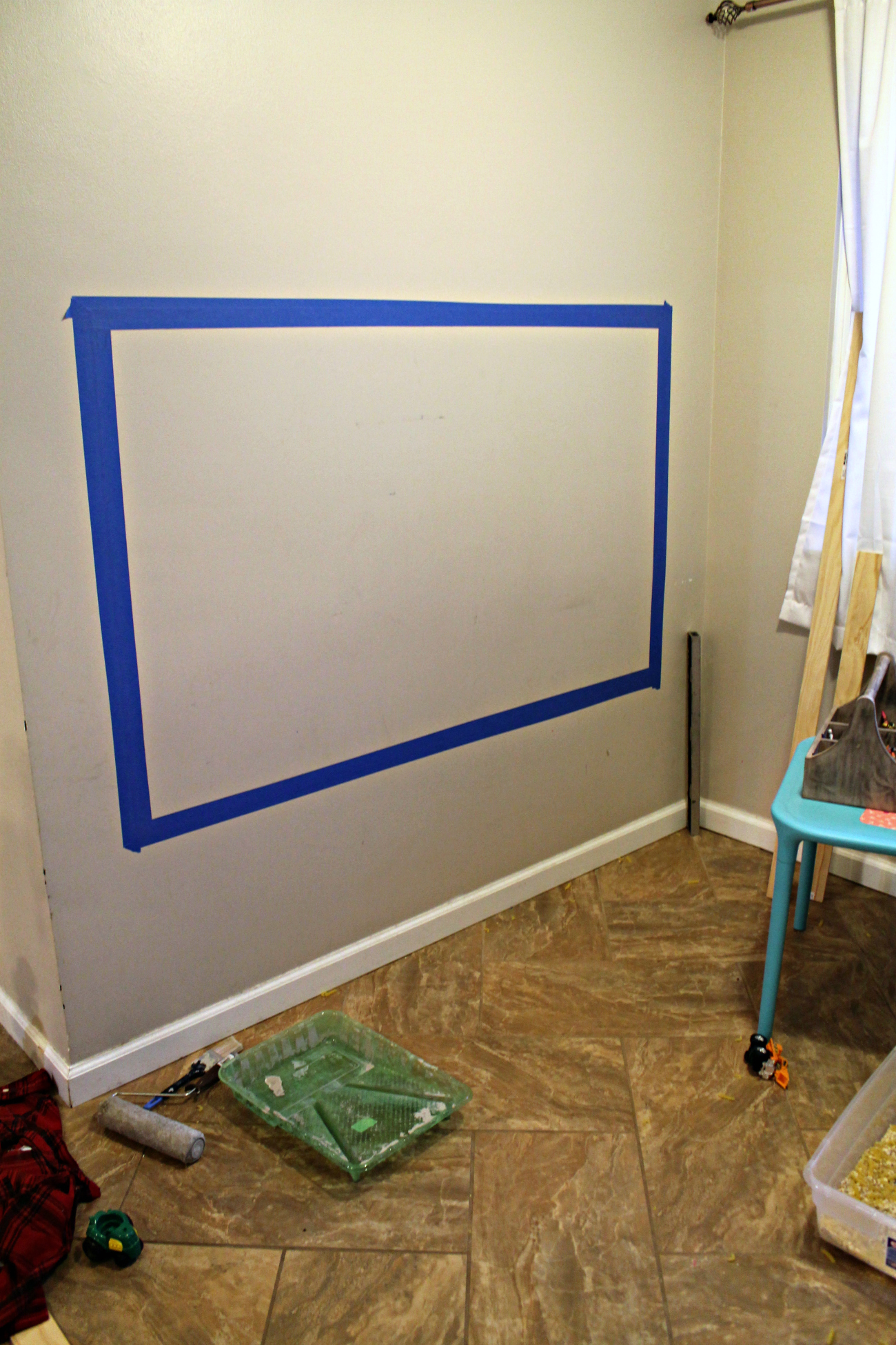 DIY Framed Chalkboard Wall 