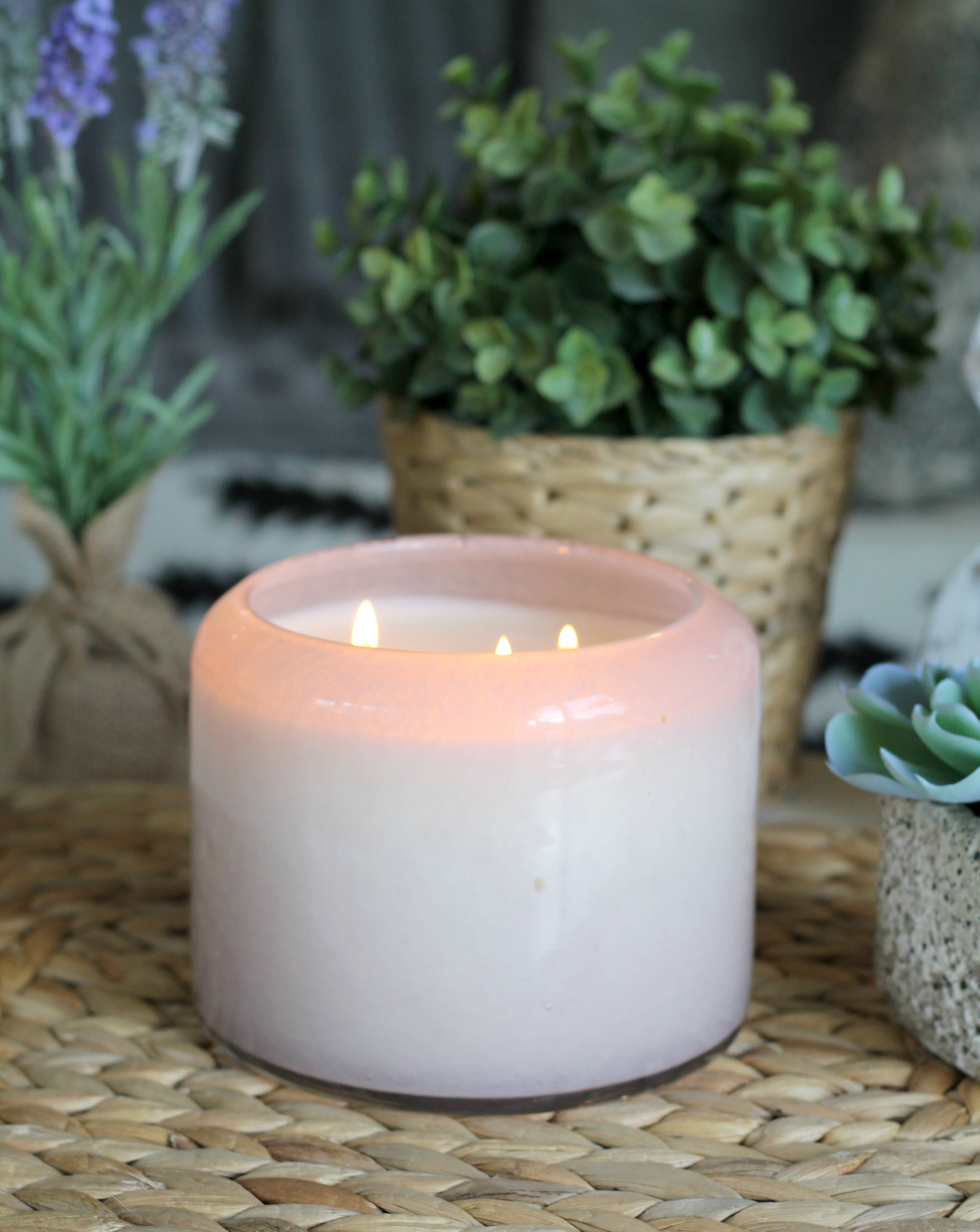 4 Must-Have Candles for Relaxation