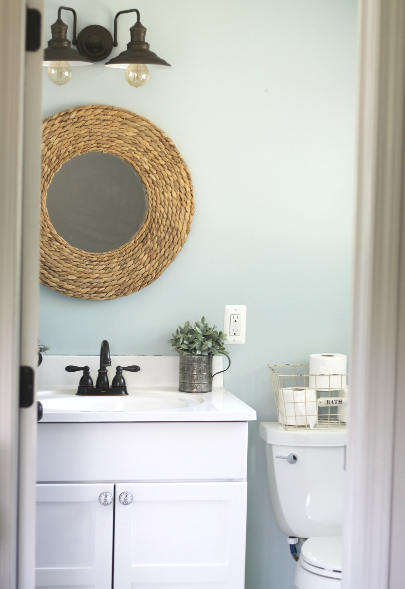 Budget-Friendly Small Bathroom Makeover