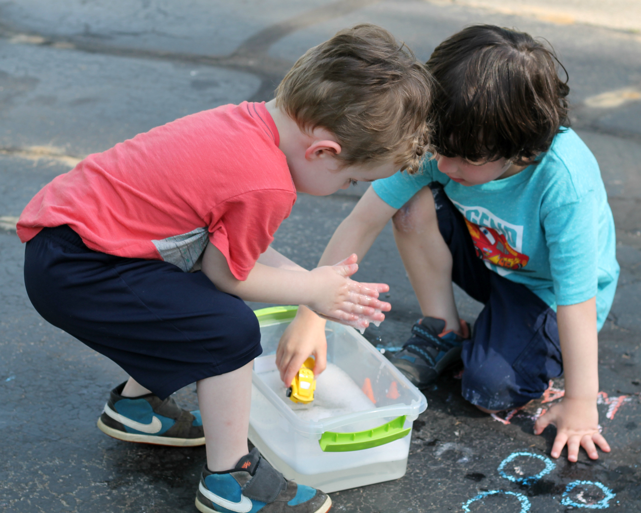 Disney•Pixar's Cars 3 Chalk Race Track & Car Wash Activity