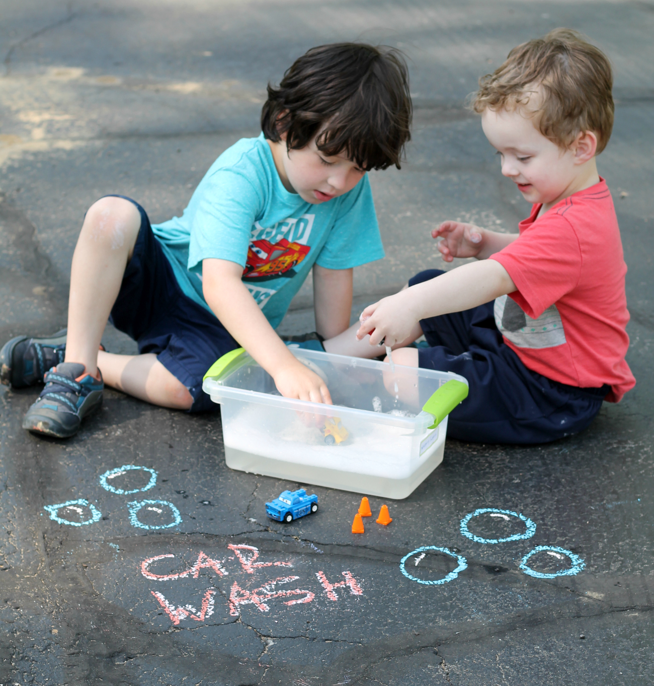 Disney•Pixar's Cars 3 Chalk Race Track & Car Wash Activity