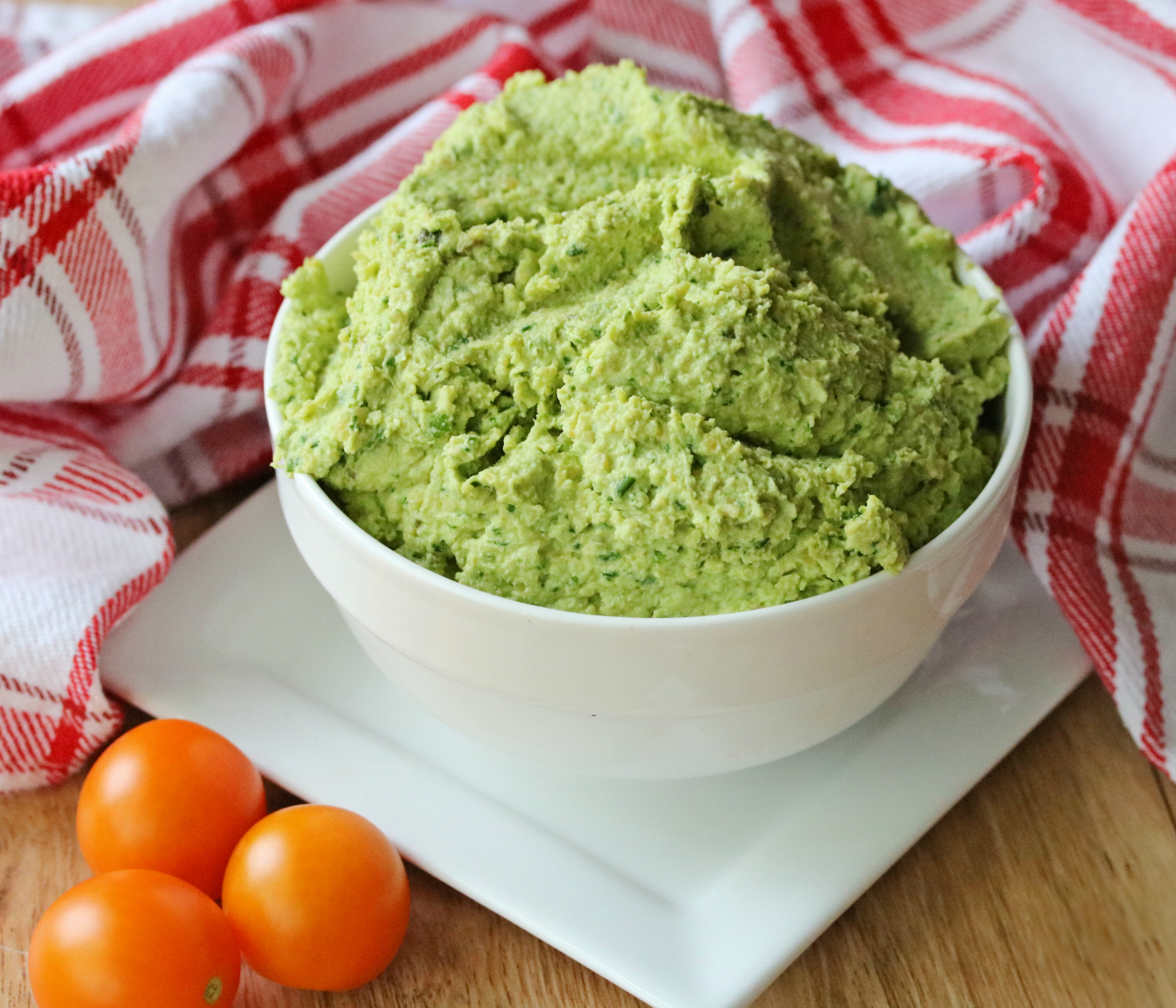 Simple & Delicious Kale Hummus