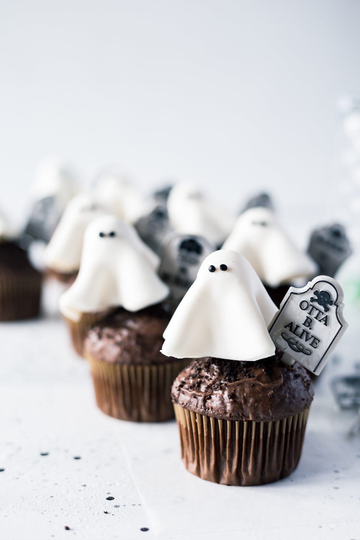 Floating Ghost Cupcakes