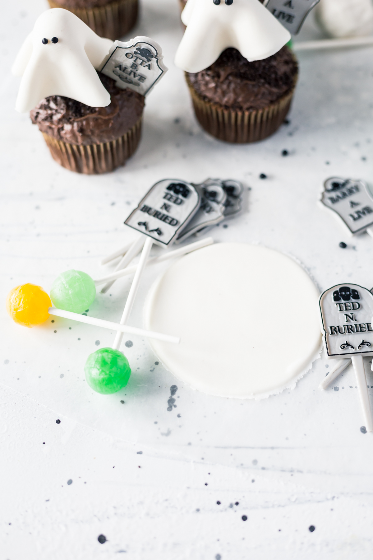 Floating Ghost Cupcakes