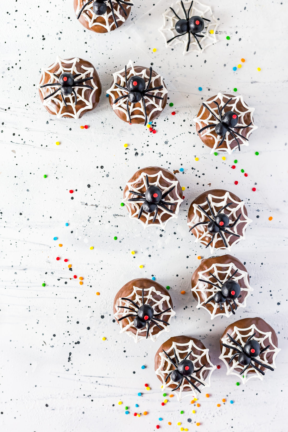 Black Widow Spider Cupcakes