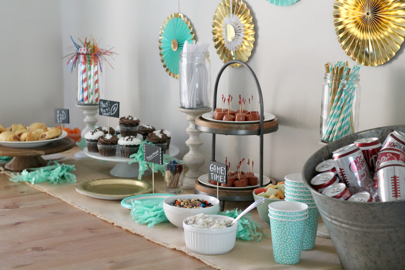 How to Host a Football Party on a Budget