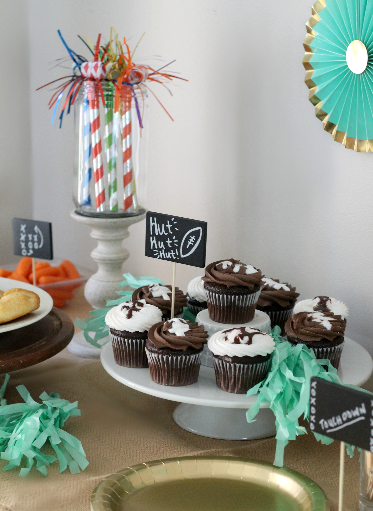 How to Host a Football Party on a Budget