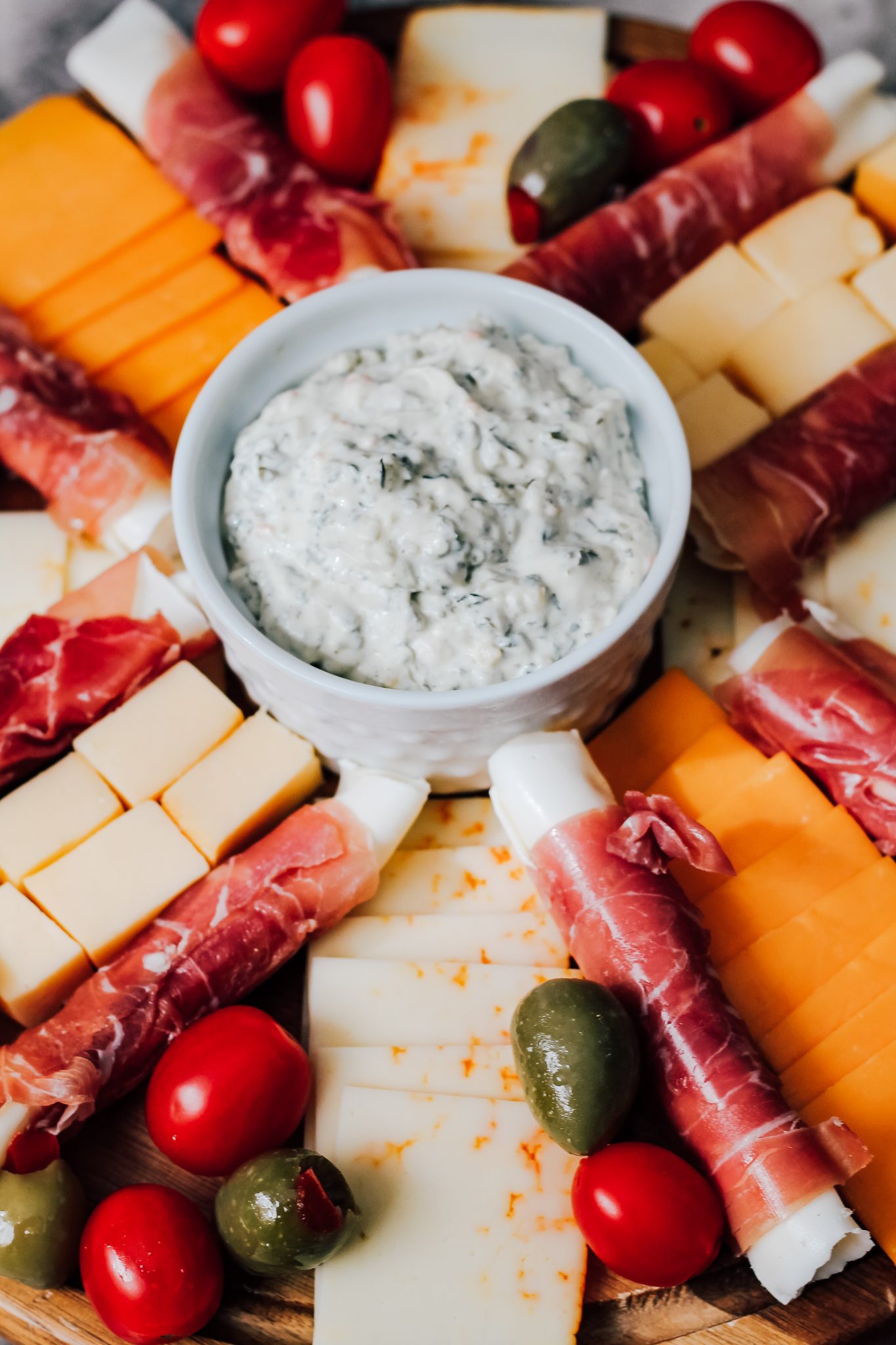 How to Create the Perfect Charcuterie Board