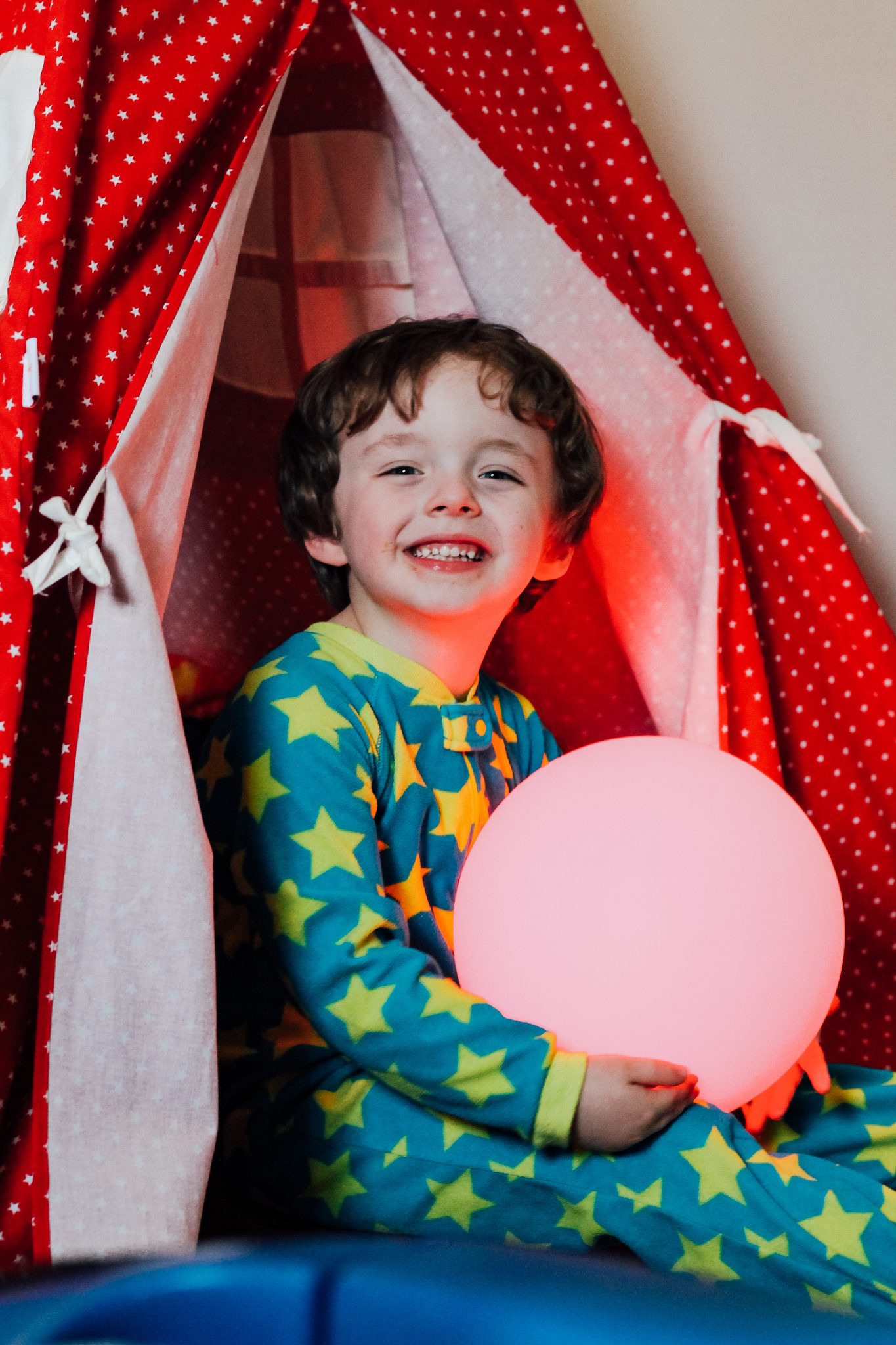 Autism: Using a Soothing LED Light for Bedtime