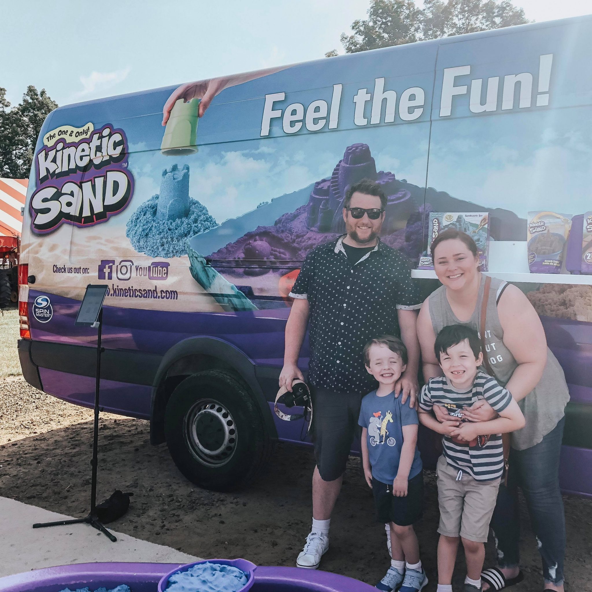 Kinetic Sand ‘Feel the Fun’ Van Tour