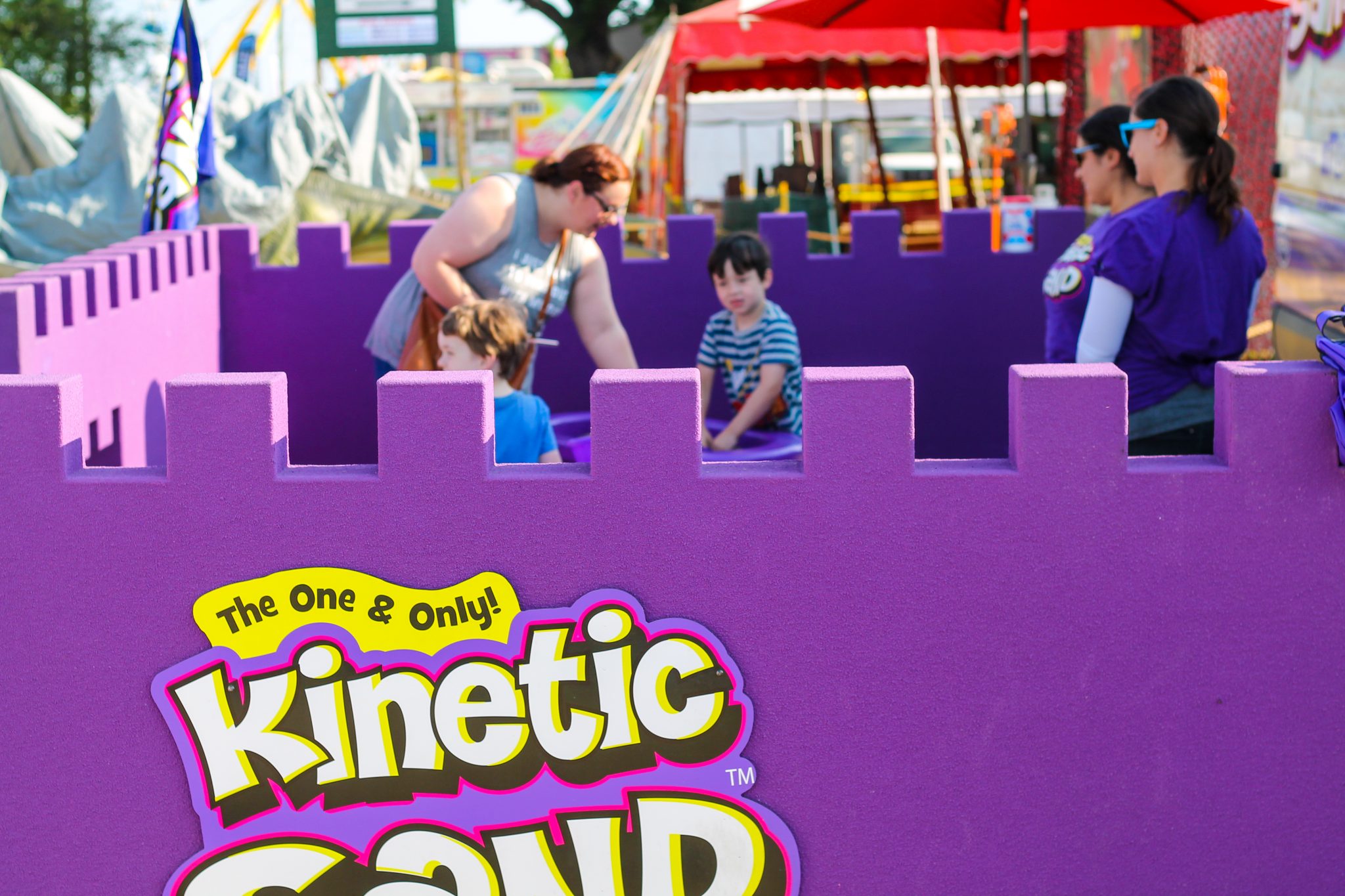 Kinetic Sand ‘Feel the Fun’ Van Tour