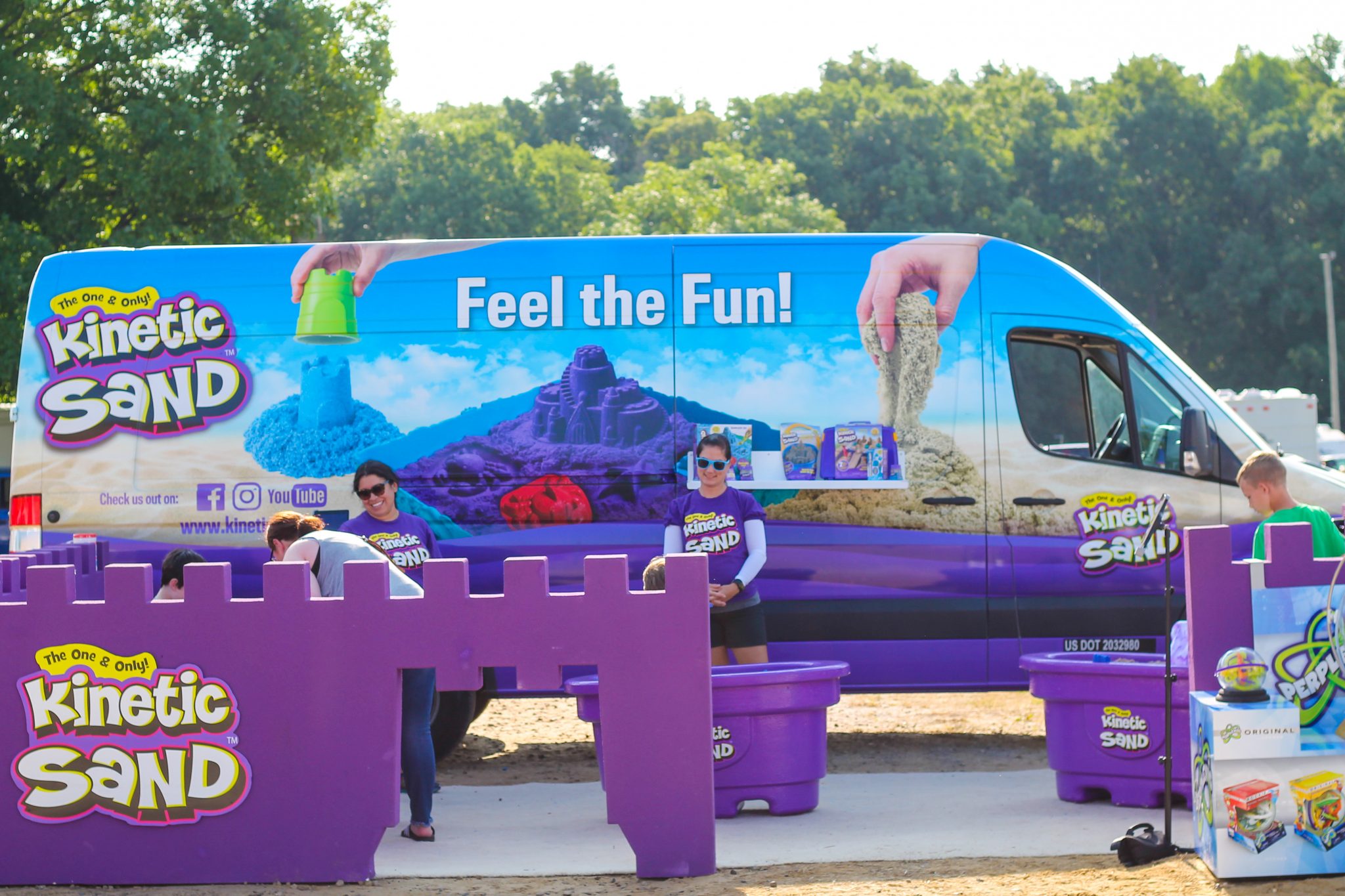 Kinetic Sand ‘Feel the Fun’ Van Tour