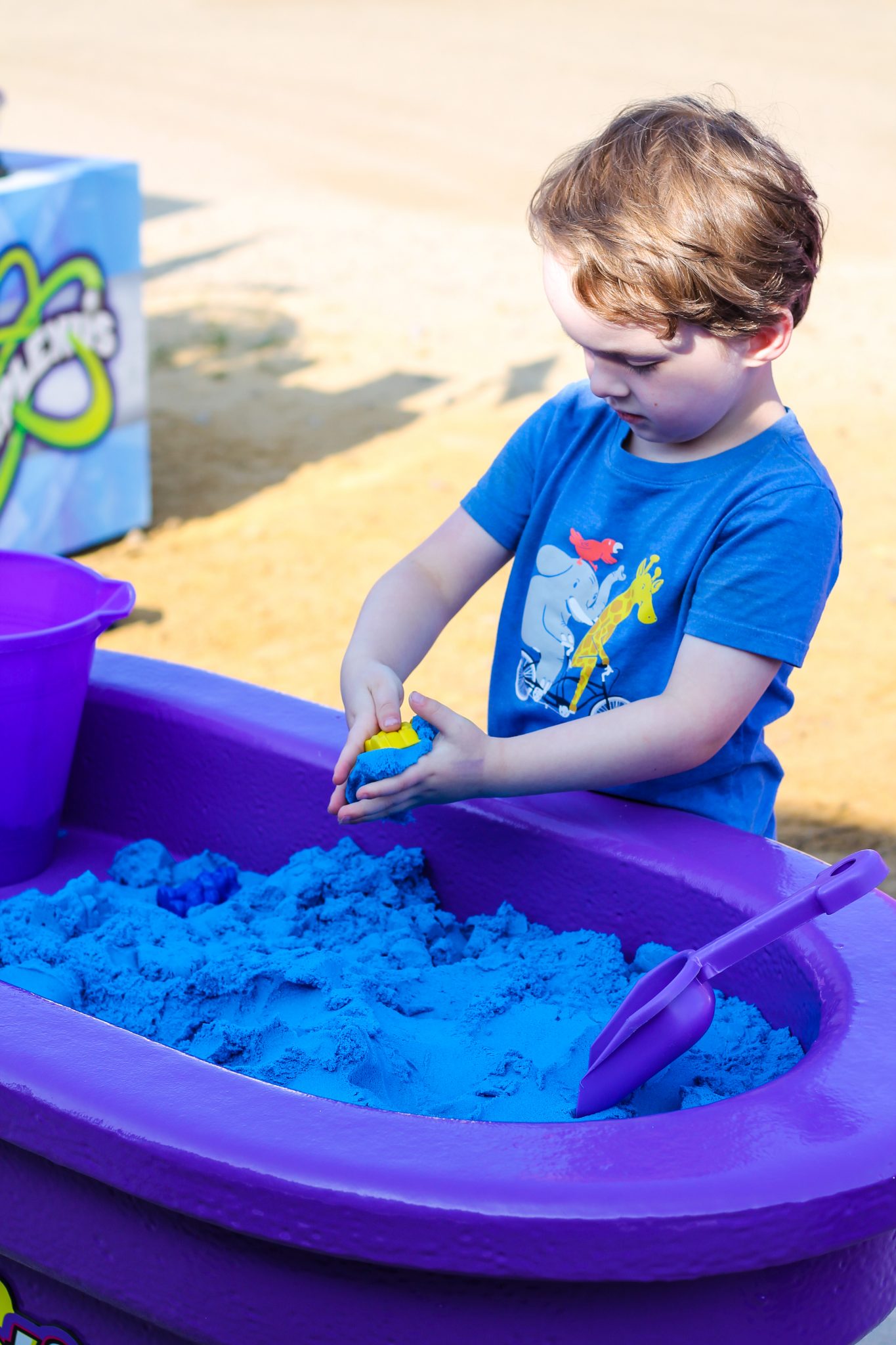 Kinetic Sand ‘Feel the Fun’ Van Tour