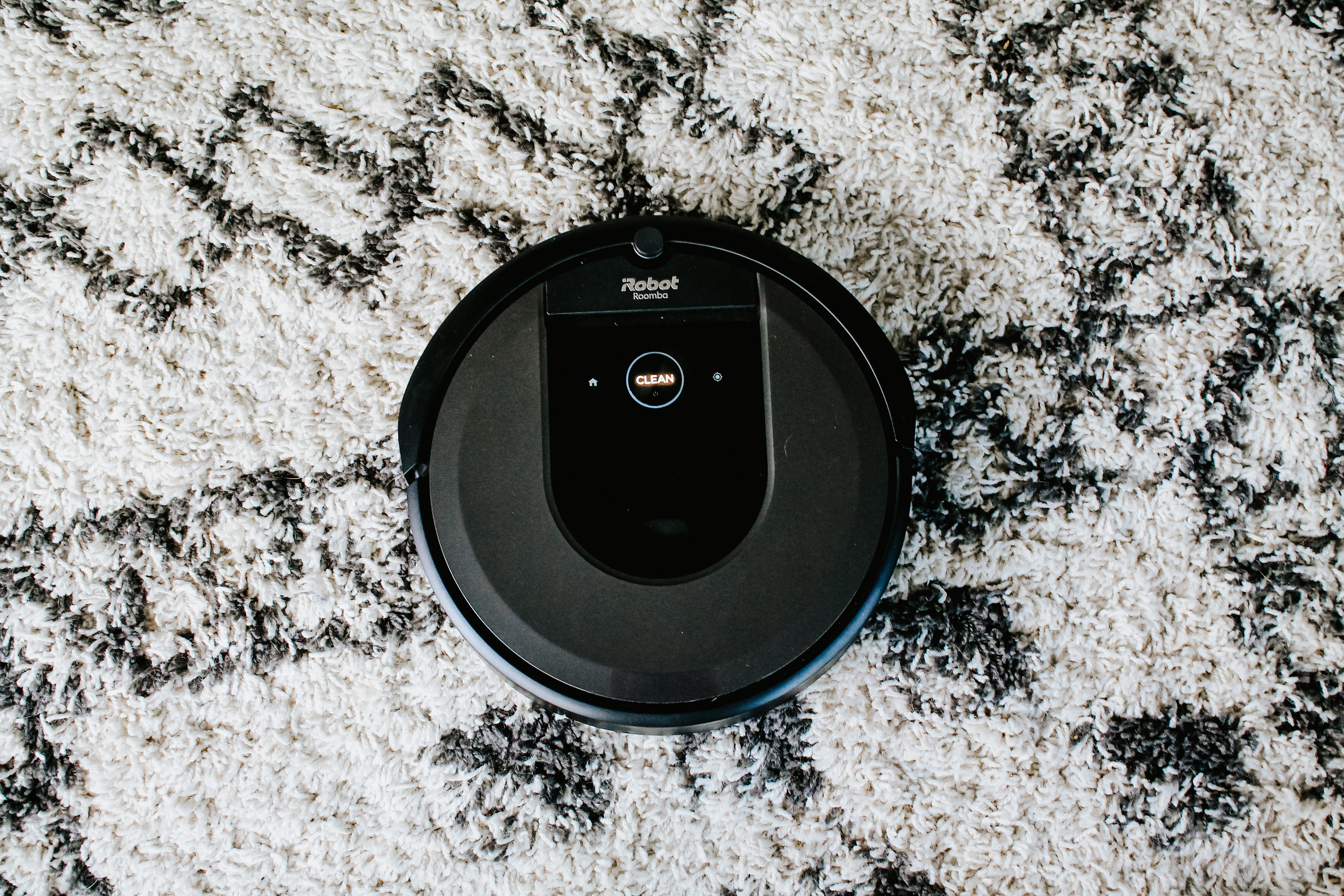 iRobot Roomba i7+