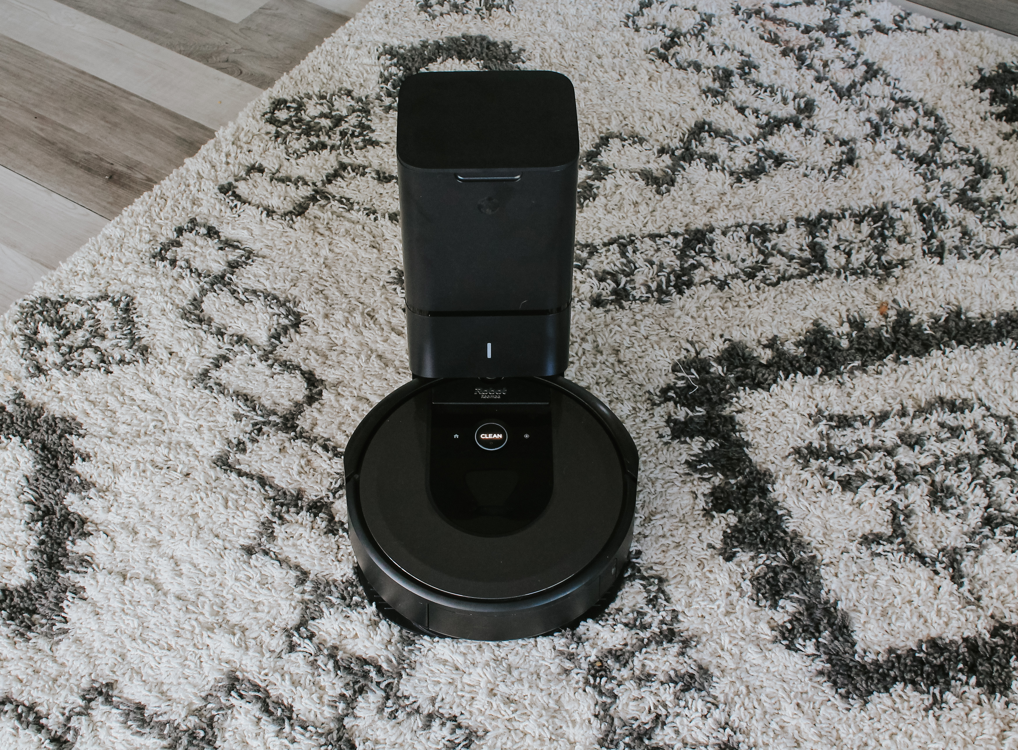 iRobot Roomba i7+