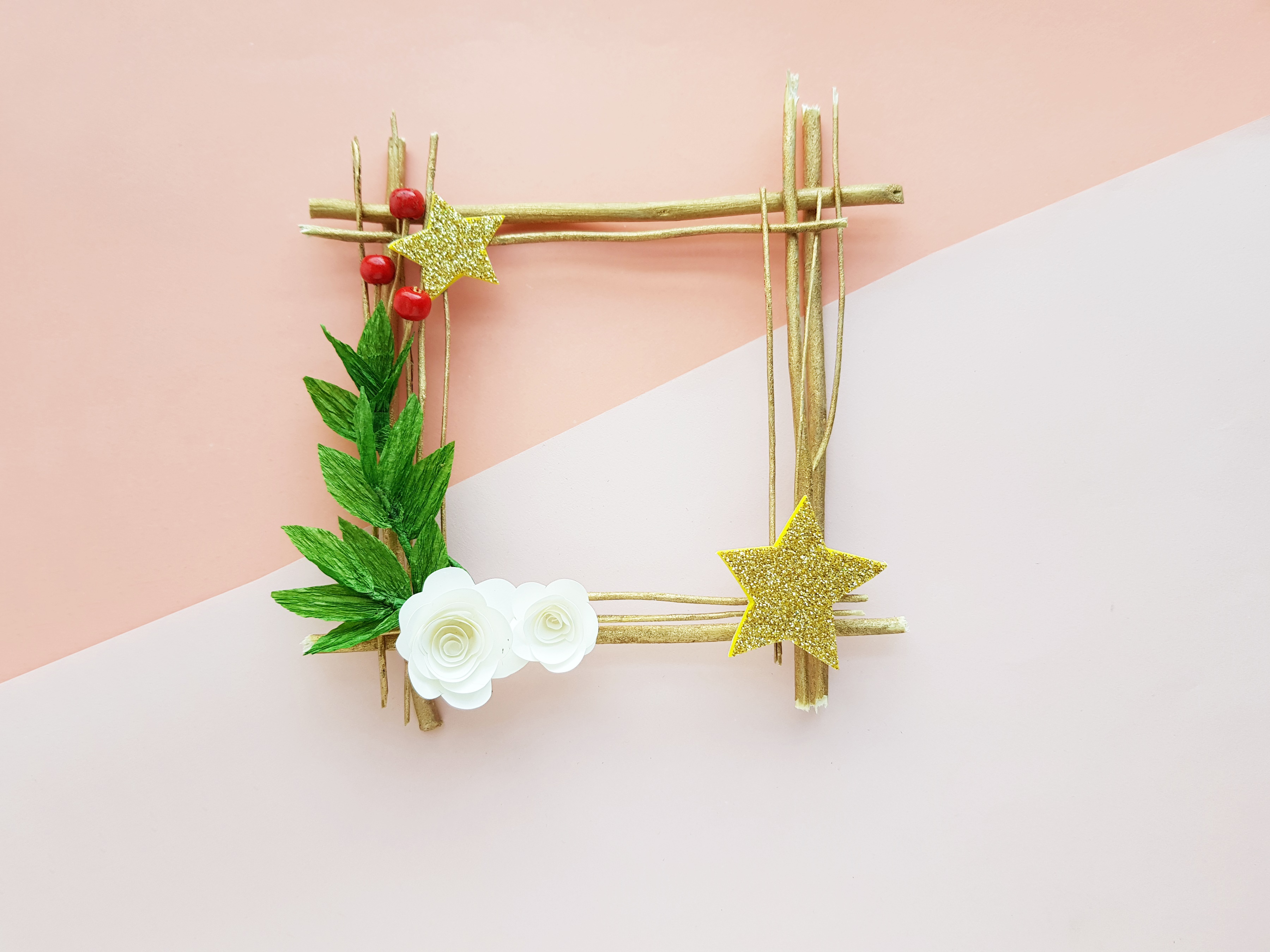 DIY Twig Wreath Christmas Craft