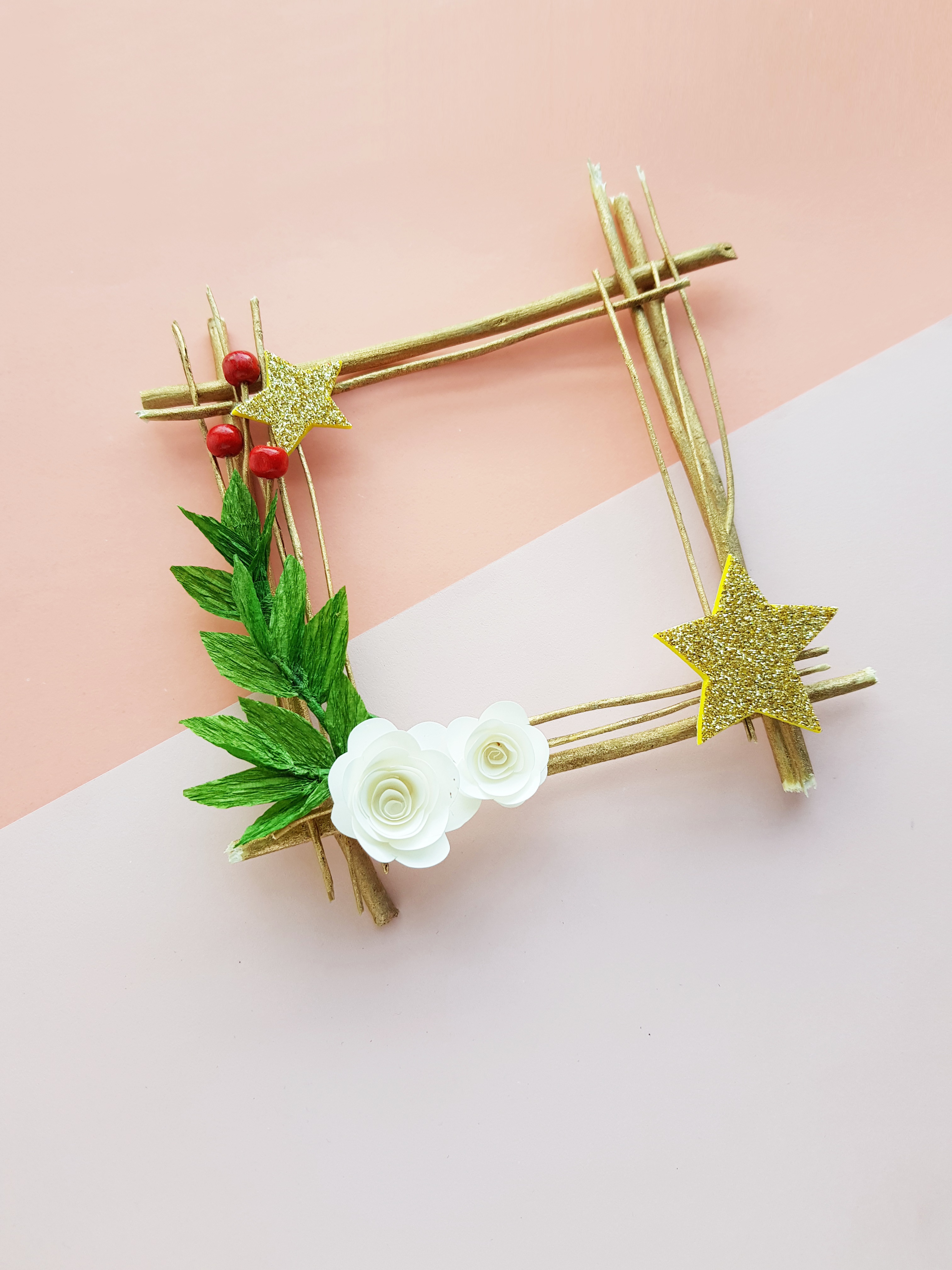 DIY Twig Wreath Christmas Craft