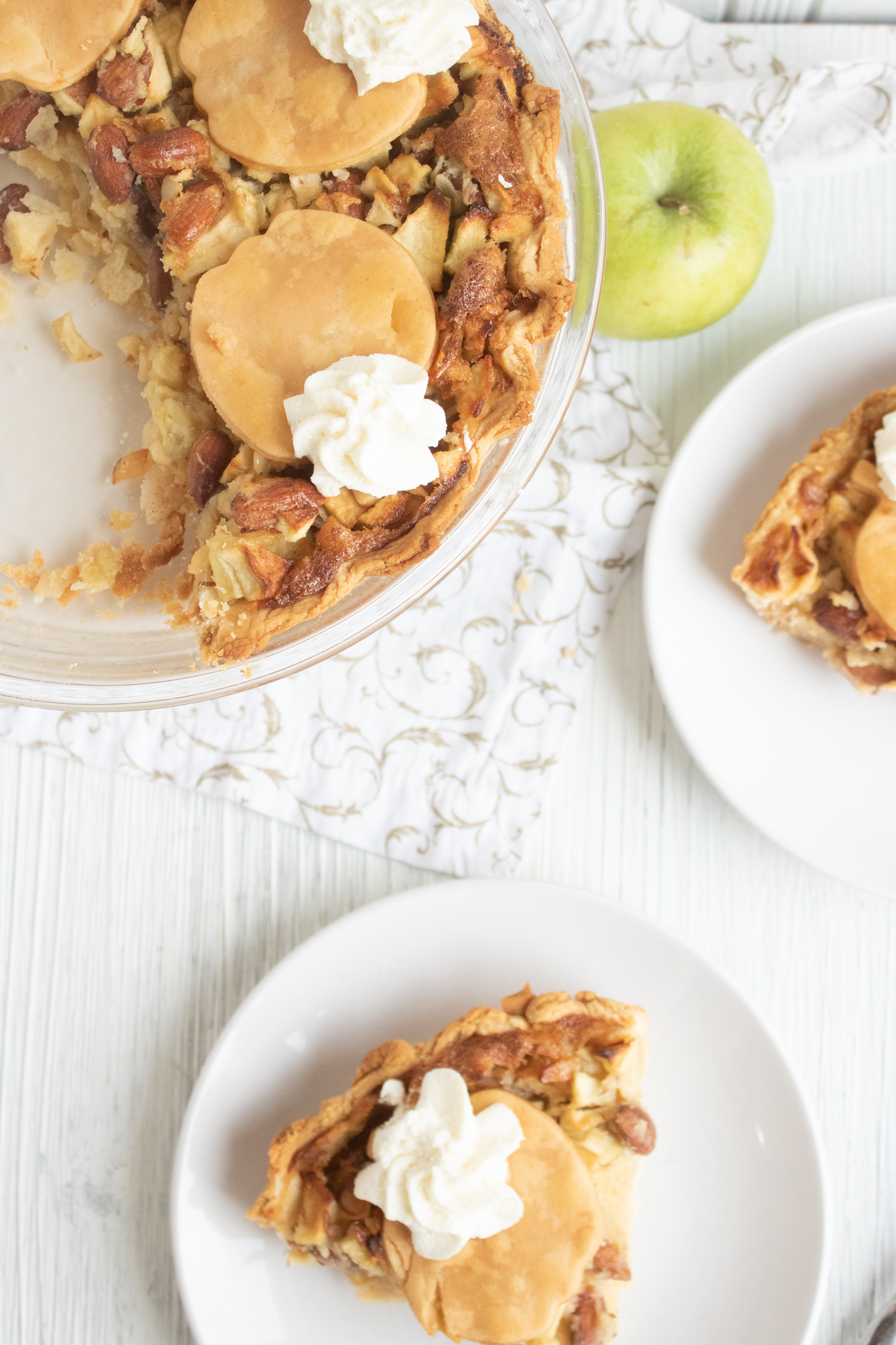 Easy Apple Almond Pie Recipe