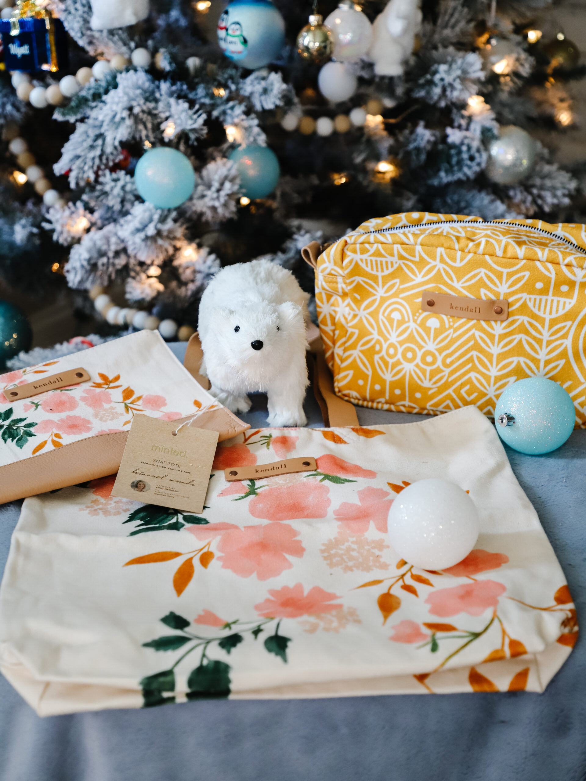 Minted Holiday Gift Guide